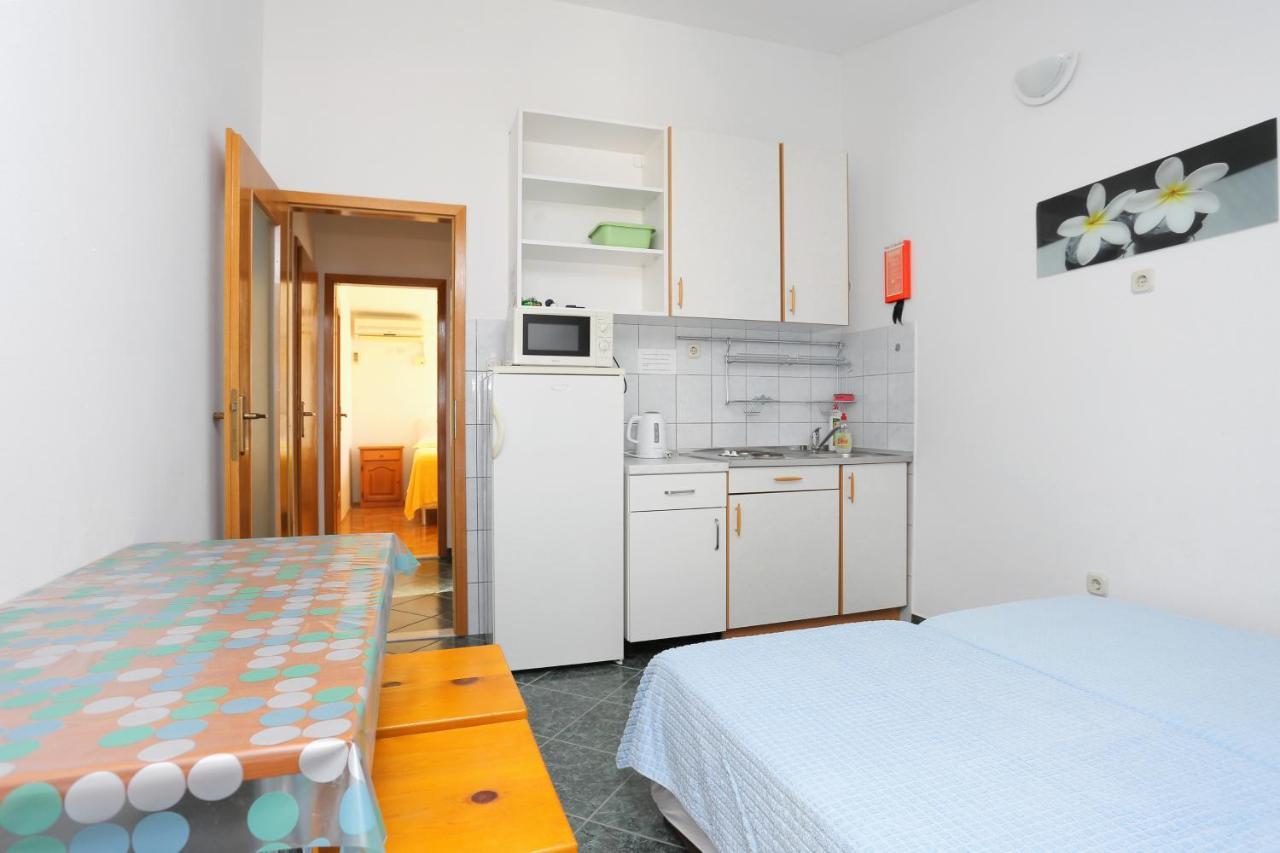 Apartments By The Sea Duce, Omis - 2737 Ngoại thất bức ảnh