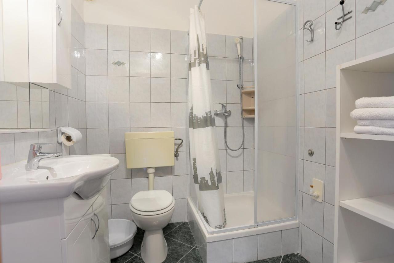 Apartments By The Sea Duce, Omis - 2737 Ngoại thất bức ảnh