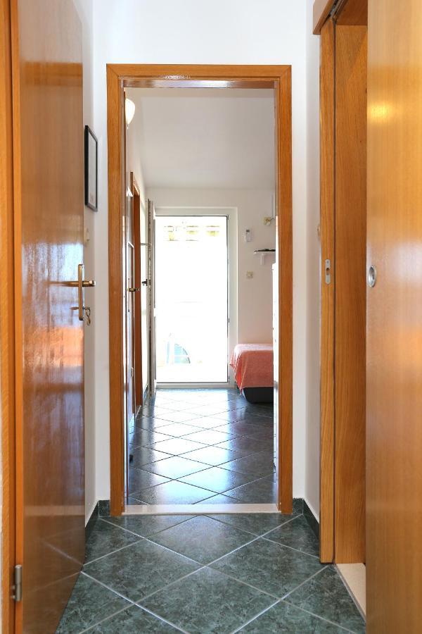 Apartments By The Sea Duce, Omis - 2737 Ngoại thất bức ảnh