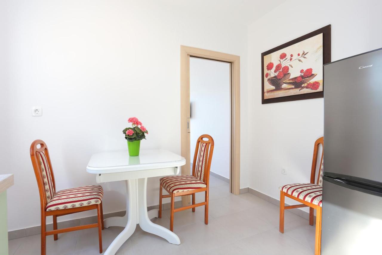 Apartments By The Sea Duce, Omis - 2737 Ngoại thất bức ảnh